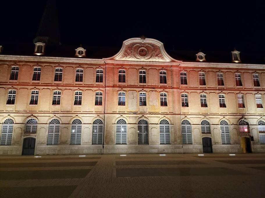 Petit Studio En Plein Centre-Ville De Vendôme Extérieur photo