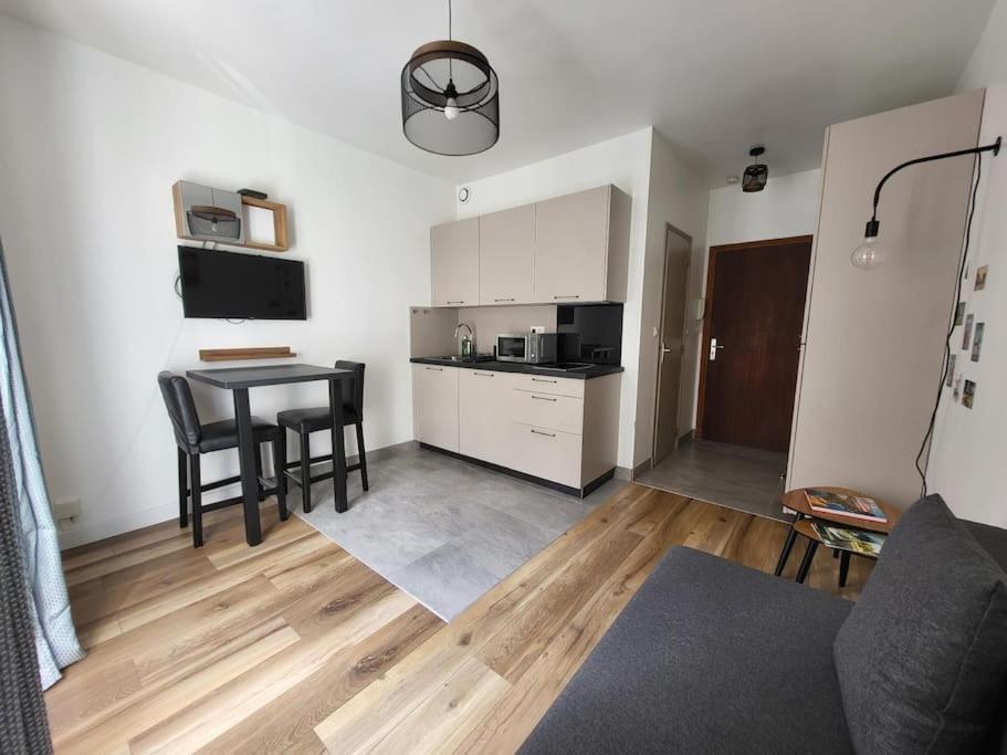 Petit Studio En Plein Centre-Ville De Vendôme Extérieur photo