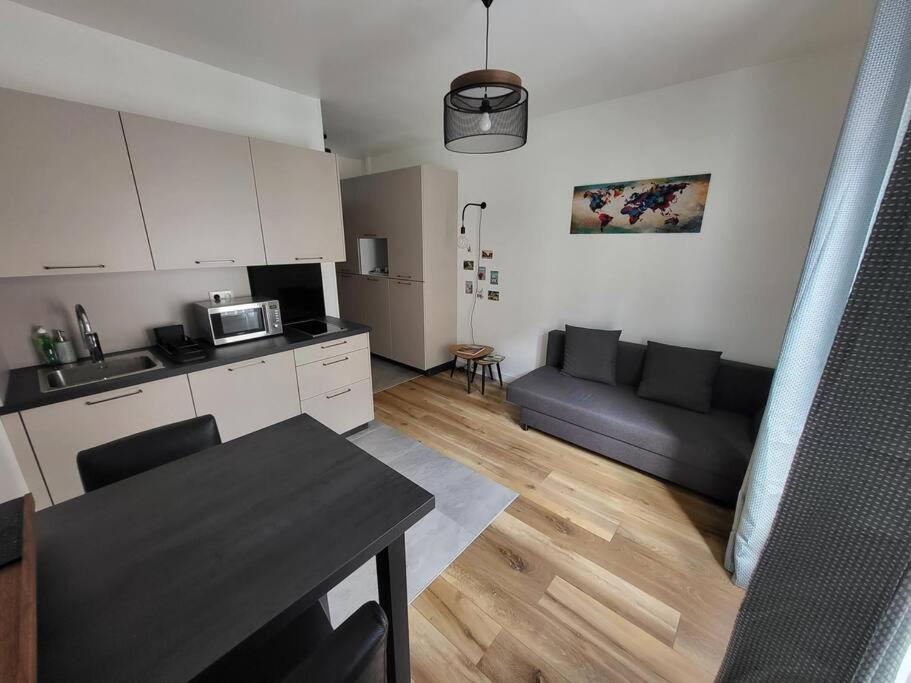 Petit Studio En Plein Centre-Ville De Vendôme Extérieur photo
